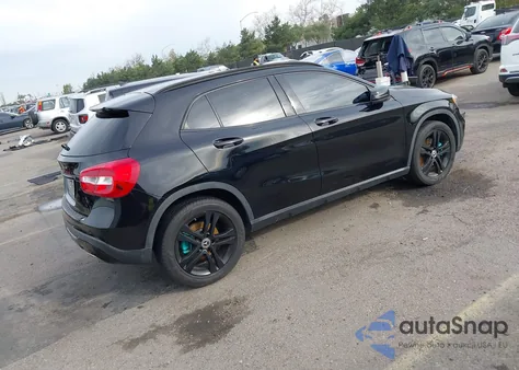 2018 Mercedes-Benz Gla 250 z USA, uszkodzony, nr VIN WDCTG4EB3JJ487937